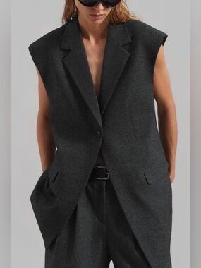 The Frankie Shop Vest